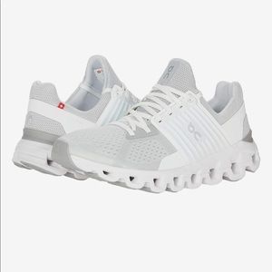 New on cloud running shoes women size 6.5